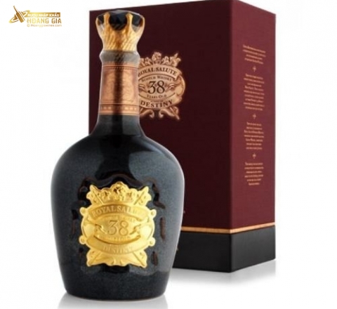 ROYAL SALUTE 38YO